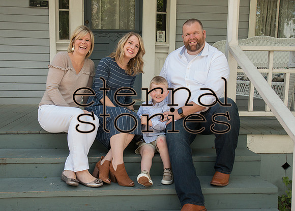Family Portraits-5318
