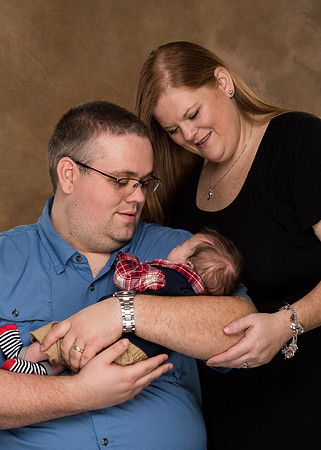 Family Portraits Eternal Stories-2024