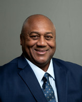 KEVIN JONES HEADSHOTS - SMALL FILE-1001