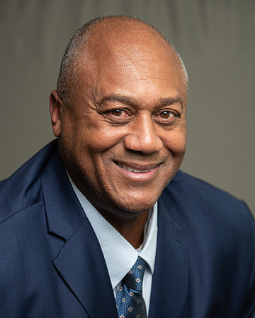 KEVIN JONES HEADSHOTS - SMALL FILE-1006