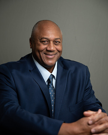 KEVIN JONES HEADSHOTS - SMALL FILE-1008