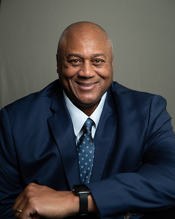 KEVIN JONES HEADSHOTS - SMALL FILE-1011