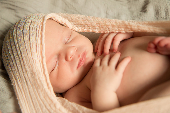 Newborn Baby Portraits Eternal Stories-1032